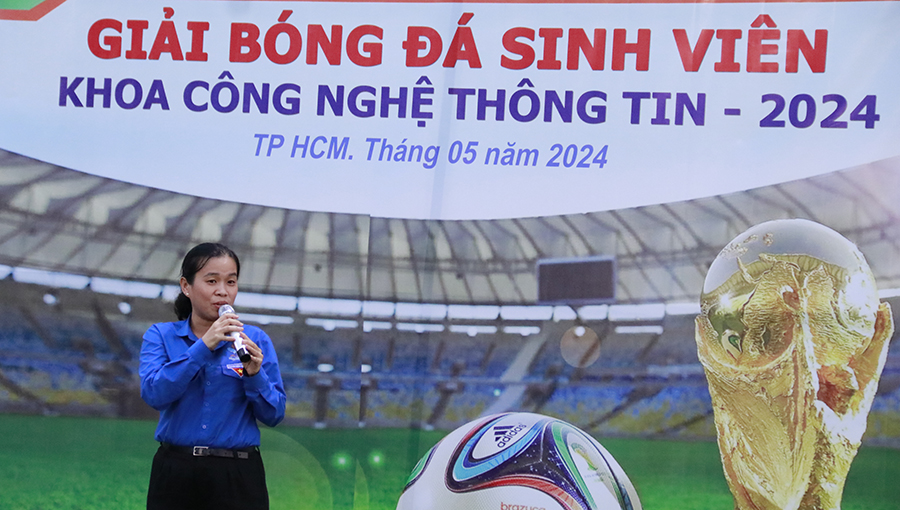 Bế mạc giải bóng đá Nam Khoa CNTT năm 2024, trường ĐH Nguyễn Tất Thành: thành công tốt đẹp.